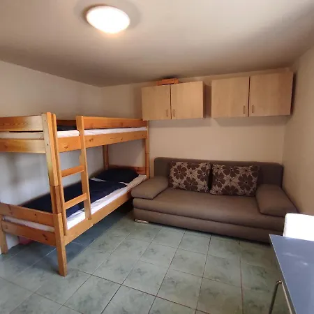 Apartamento Chata Adam Patince
